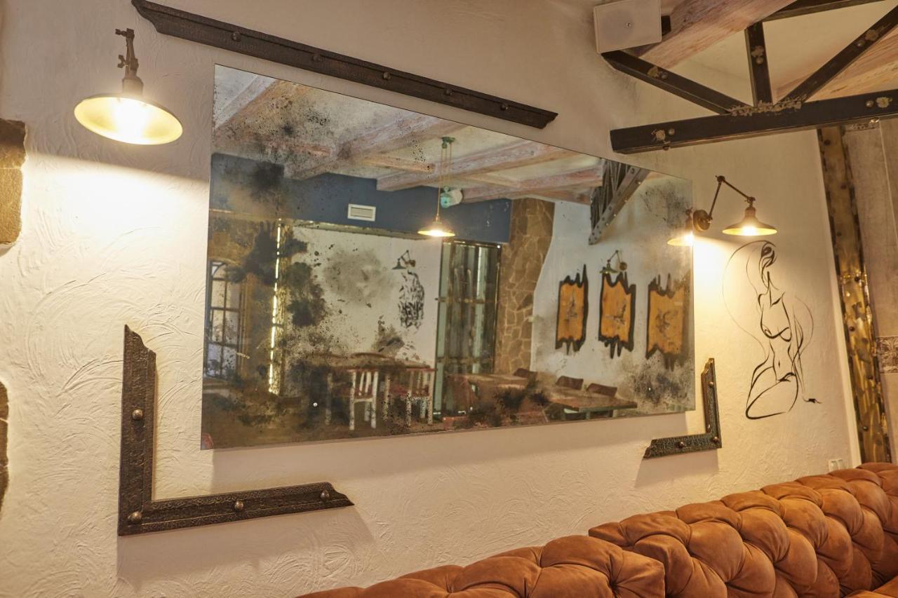 Zdybanka Hotel ซูมี ภายนอก รูปภาพ