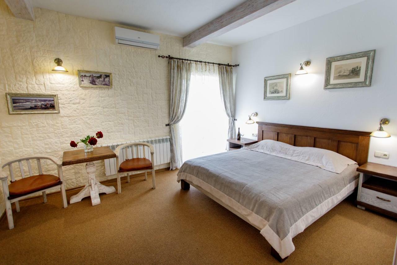 Zdybanka Hotel ซูมี ภายนอก รูปภาพ